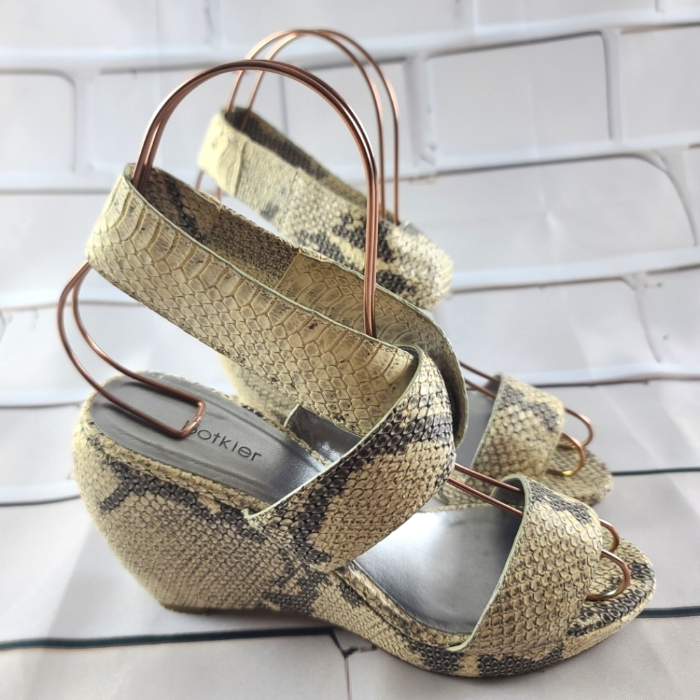 Botkier 37.5/7.5 Snakeskin Print Strap Wedges